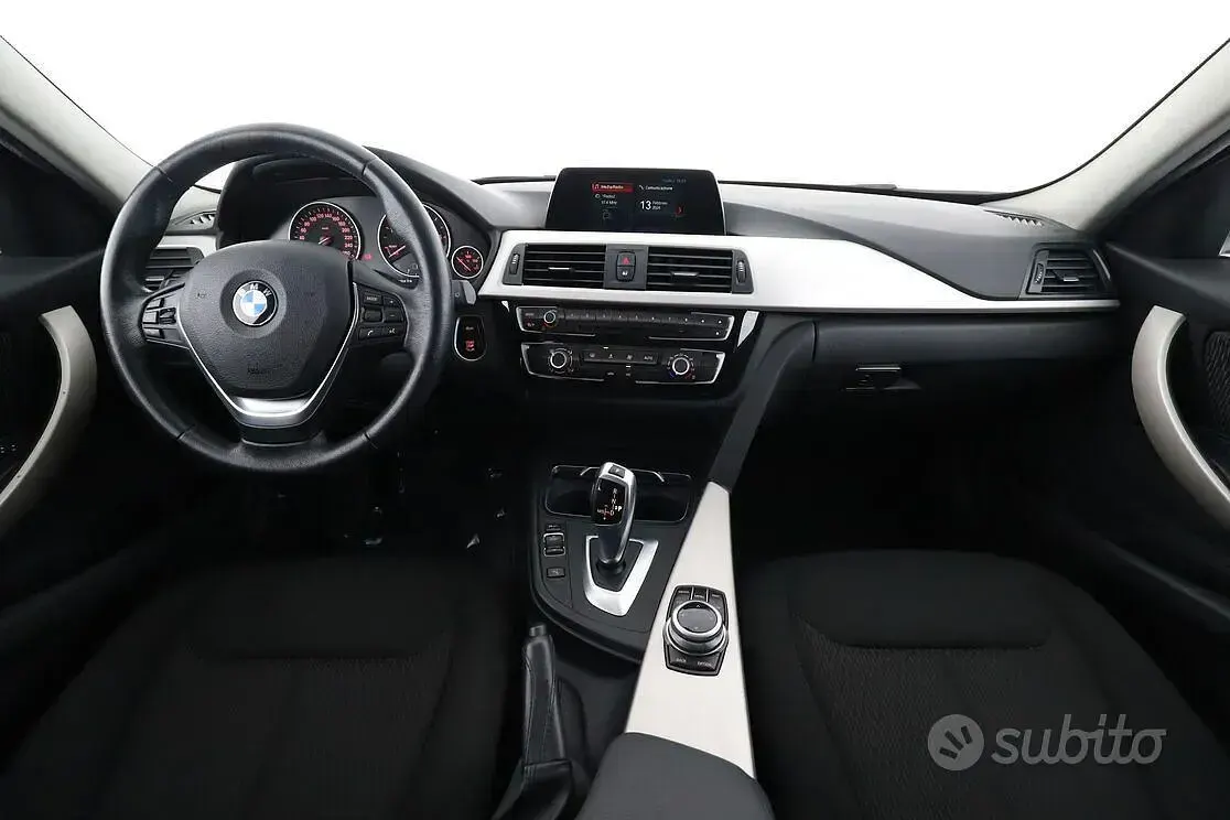 Usata BMW 318 150 CV (110 kW) 2018 Grigio Station wagon