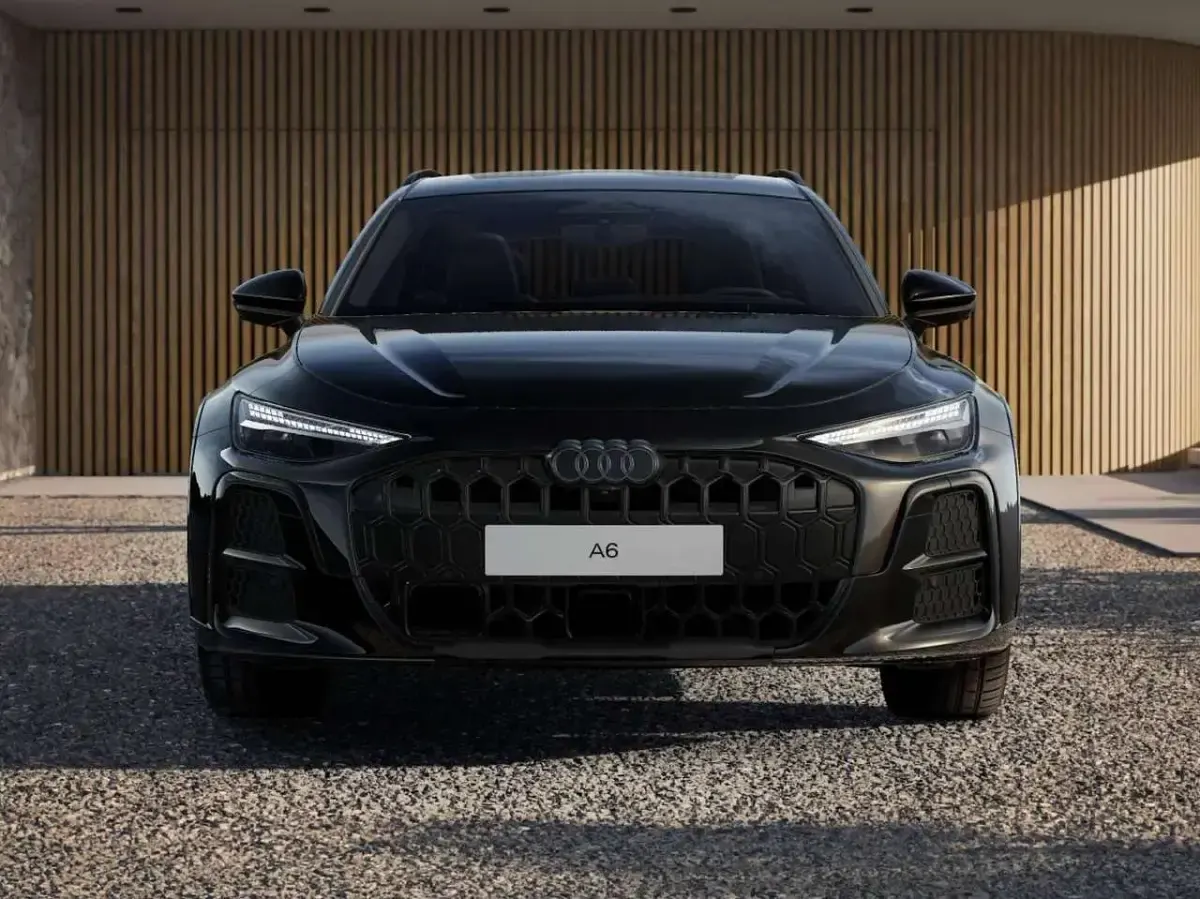 Nuova Audi A6 S-Line 299 CV (219 kW) 2026 Nero mythos met. Station wagon