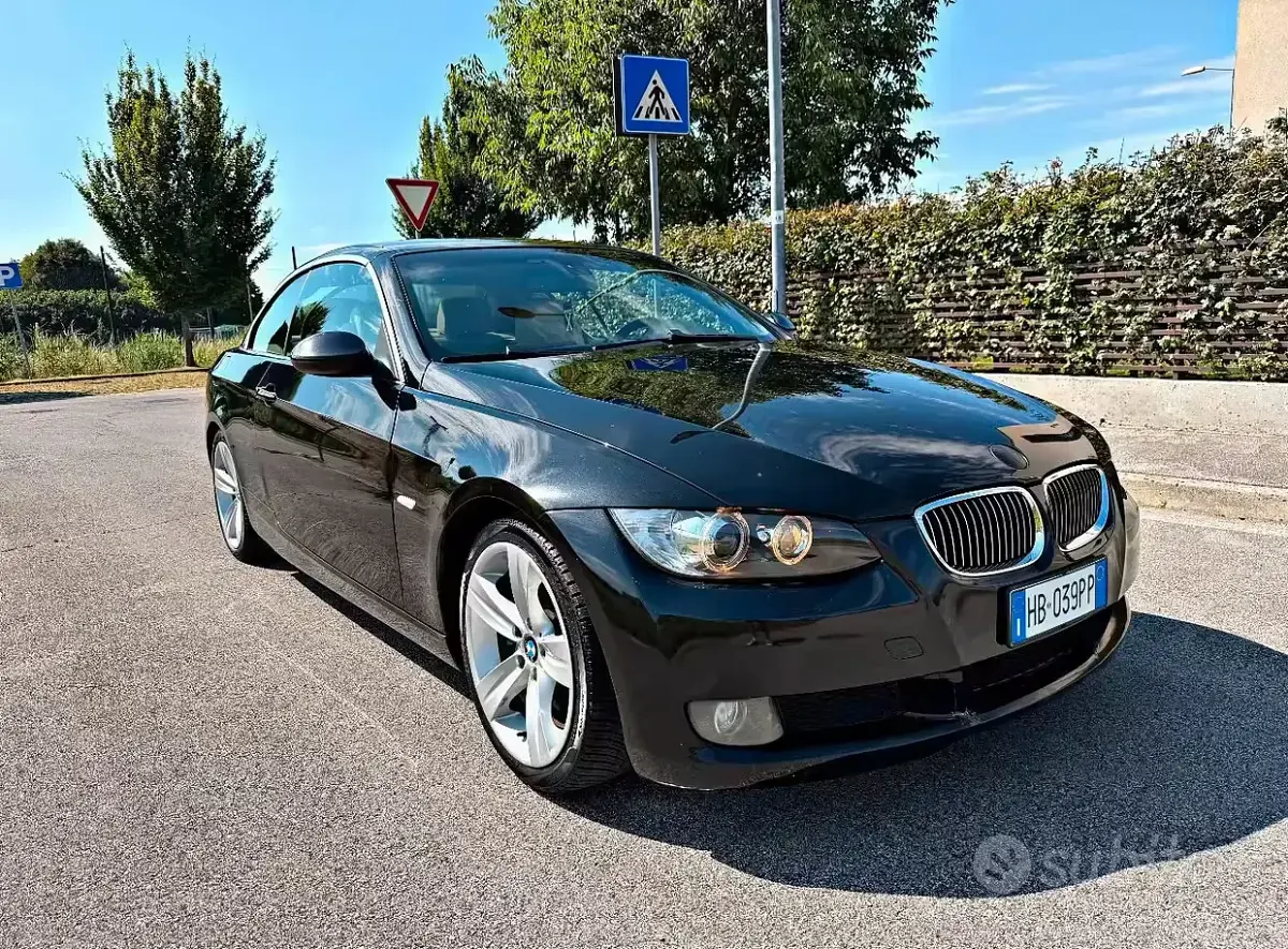 Usata BMW 330 Cabriolet 231 CV (169 kW) 2008 Nero Cabrio