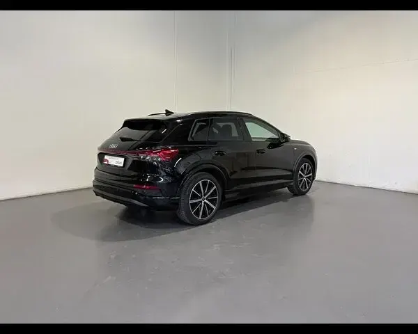 Usata Audi Q4 e-tron S-Line 210 kW (286 CV) 2024 Argento SUV