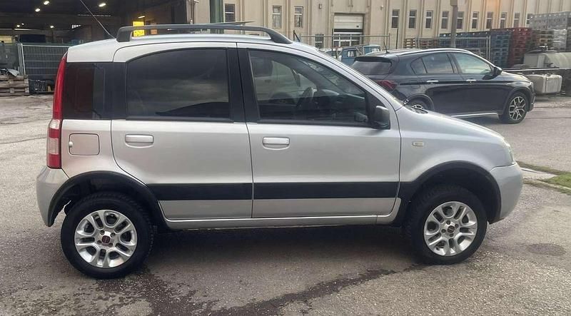Gebraucht Fiat Panda 4x4 69 PS (50 kW) 2008 Kleinwagen