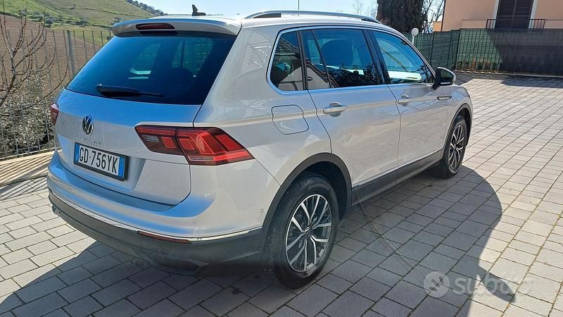 Usata VW Tiguan 150 CV (110 kW) 2021 Grigio SUV