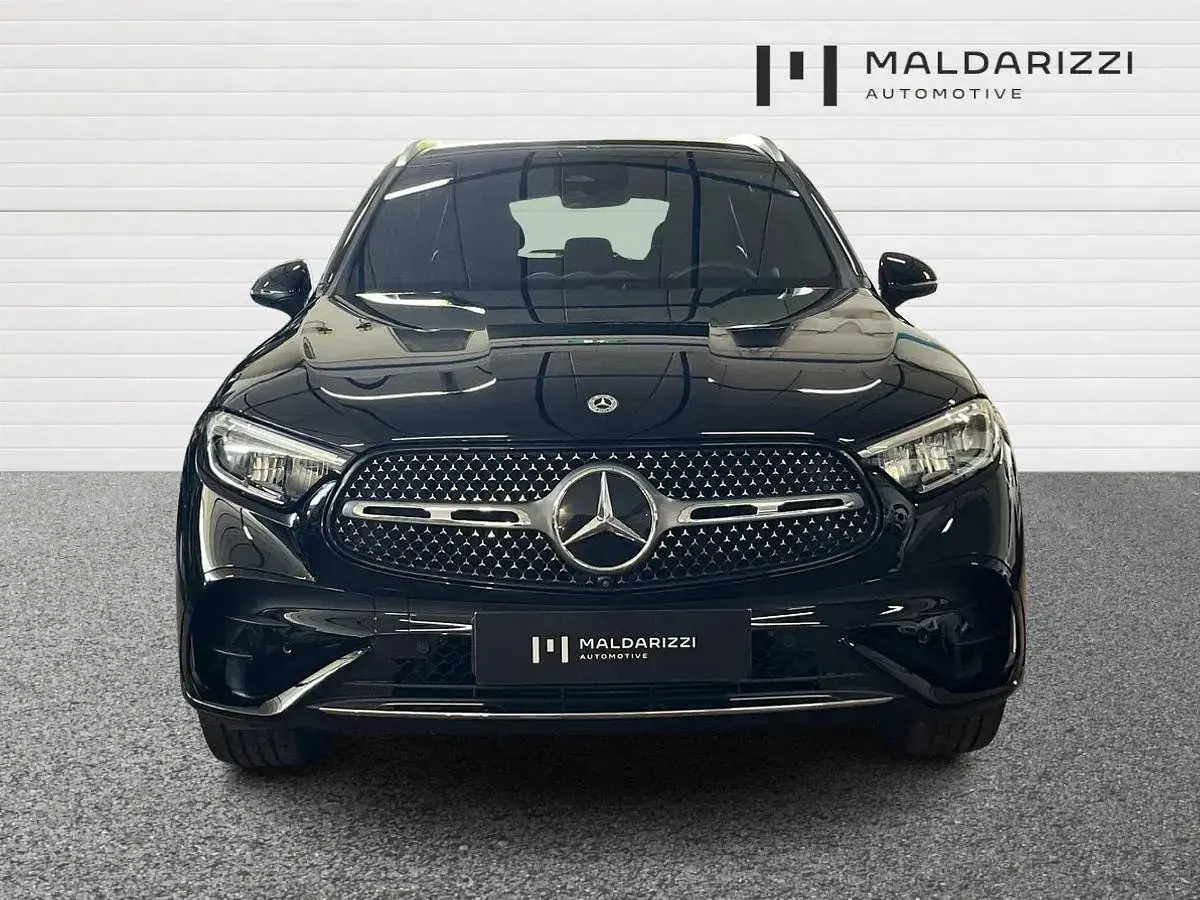 Usata Mercedes GLC300e Advanced 2025 Nero SUV
