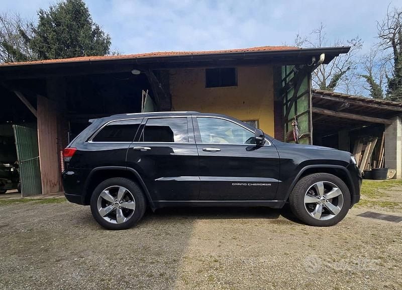 Usata Jeep Grand Cherokee 250 CV (183 kW) 2014 Nero SUV