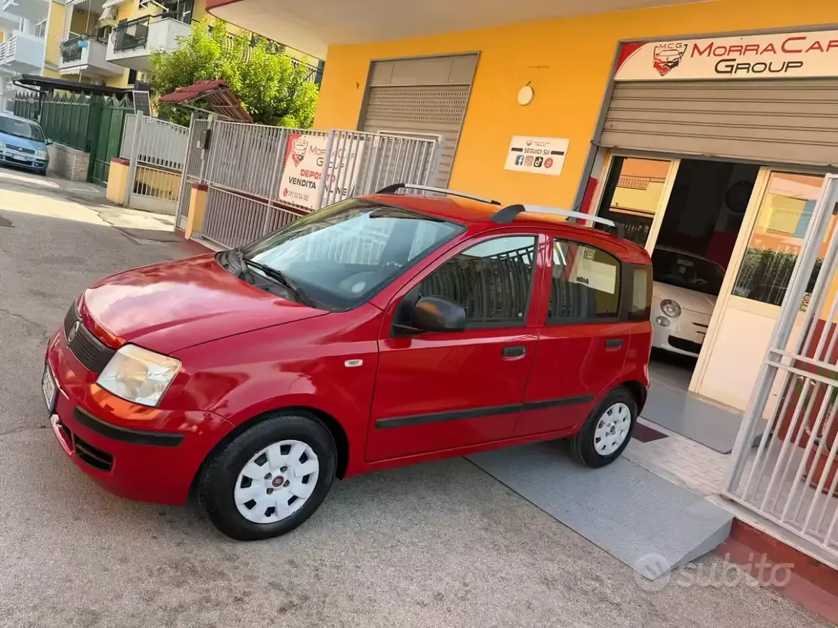 Begagnad Fiat Panda Pop 69 HK (50 kW) 2012 Röd Halvkombi