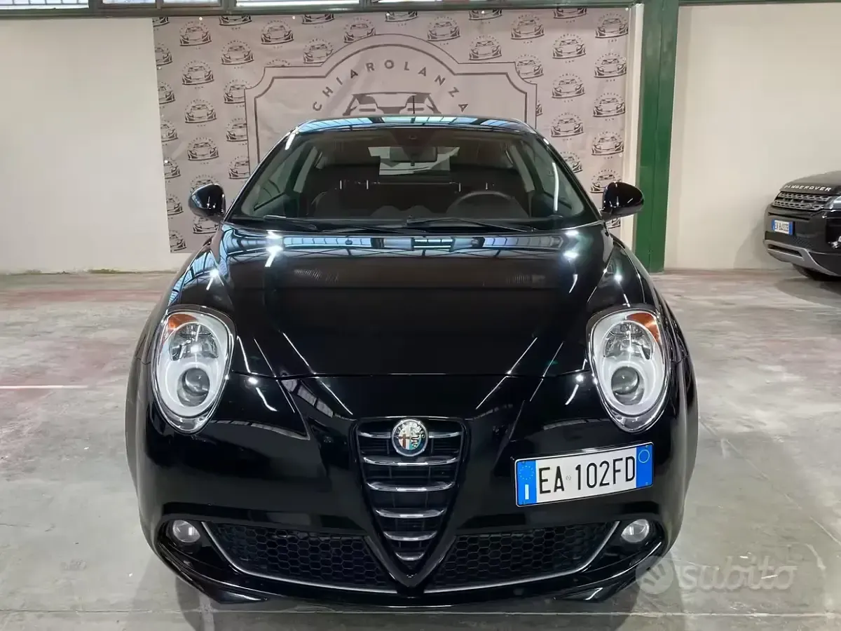 Usata Alfa Romeo MiTo Distinctive 105 CV (77 kW) 2010 Nero Utilitaria