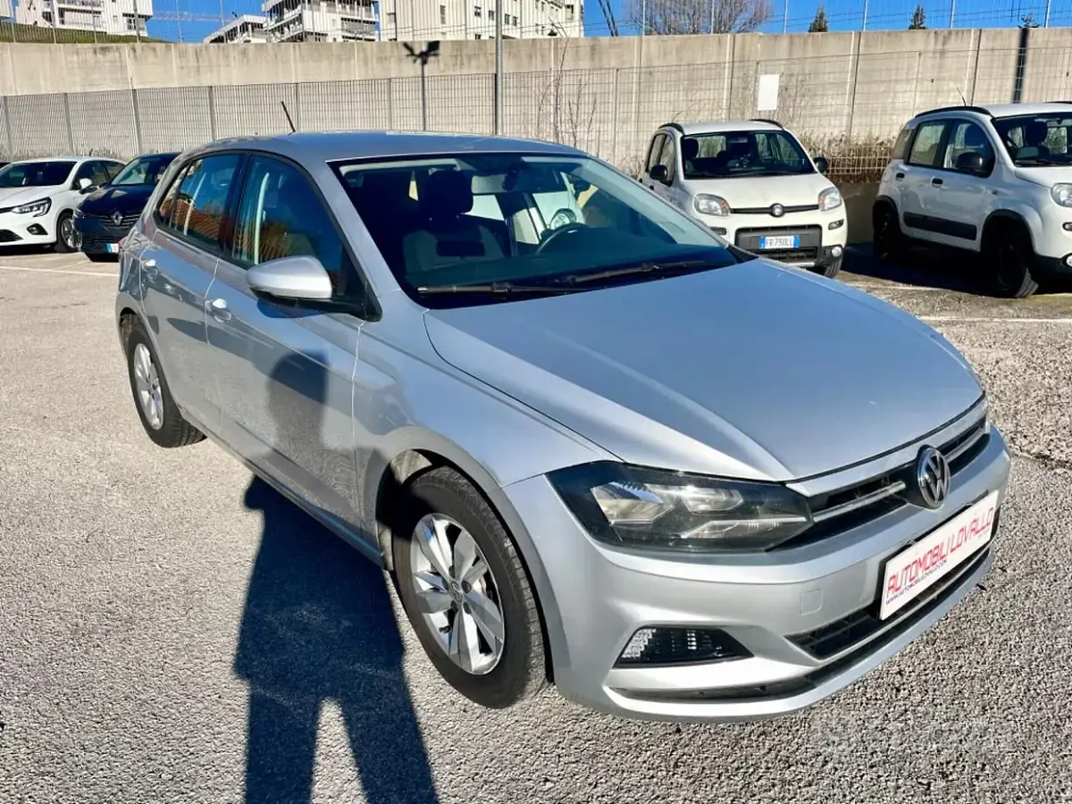 Usata VW Polo Highline 95 CV (69 kW) 2020 Grigio Utilitaria