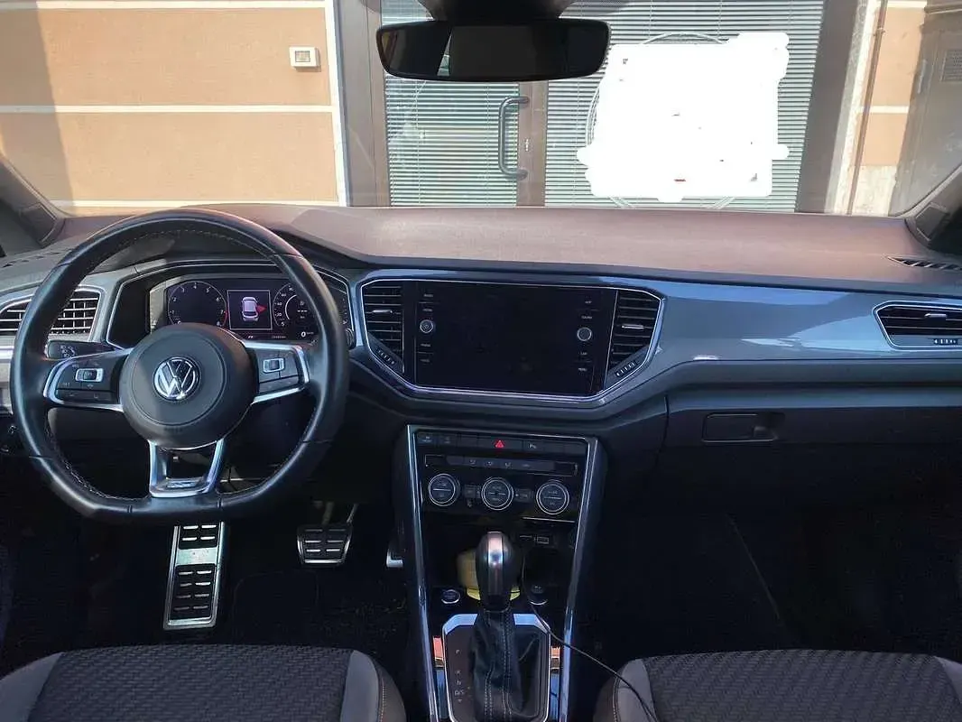Usata VW T-Roc Advance 150 CV (110 kW) 2020 Giallo SUV