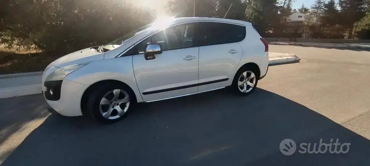 Usata Peugeot 3008 109 CV (80 kW) 2010 Bianco Station wagon