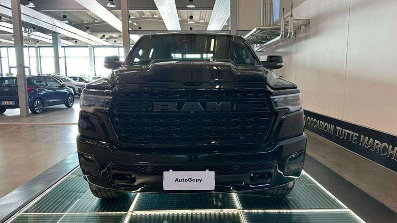Usata Dodge Ram Limited 540 CV (397 kW) 2024 Nero Pick-up