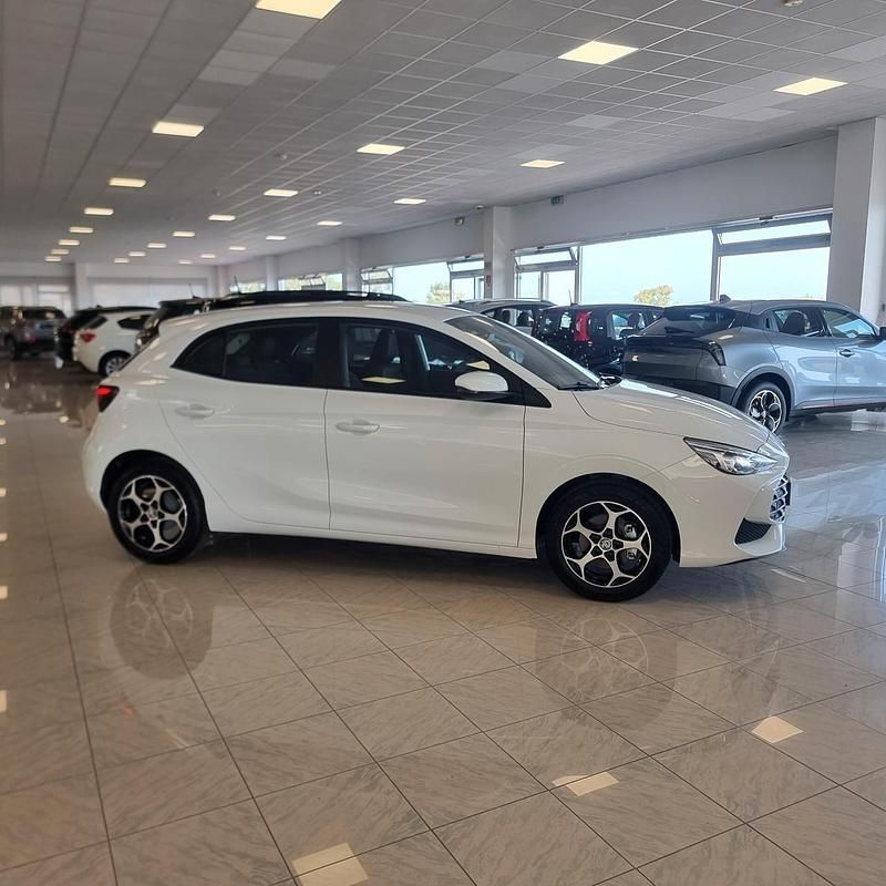 Nuova MG MG3 Comfort 115 CV (84 kW) 2025 Bianco Utilitaria