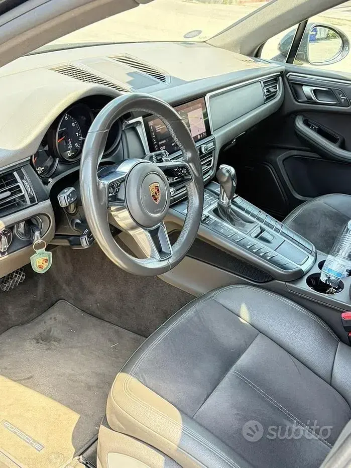 Usata Porsche Macan 245 CV (180 kW) 2019 Grigio SUV