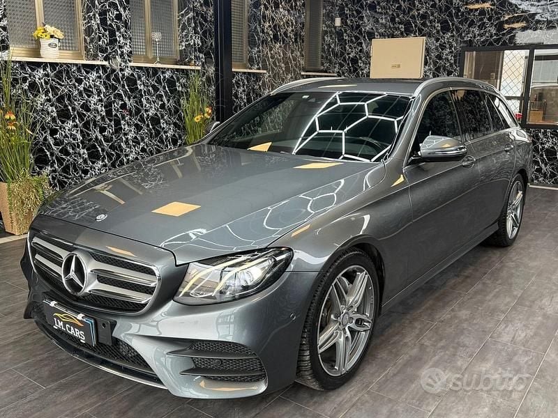 Usata Mercedes E220 Premium Plus 194 CV (142 kW) 2017 Grigio Station wagon