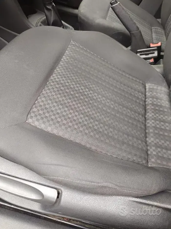 Begagnad VW Polo 75 HK (55 kW) 2015 Svart Sedan