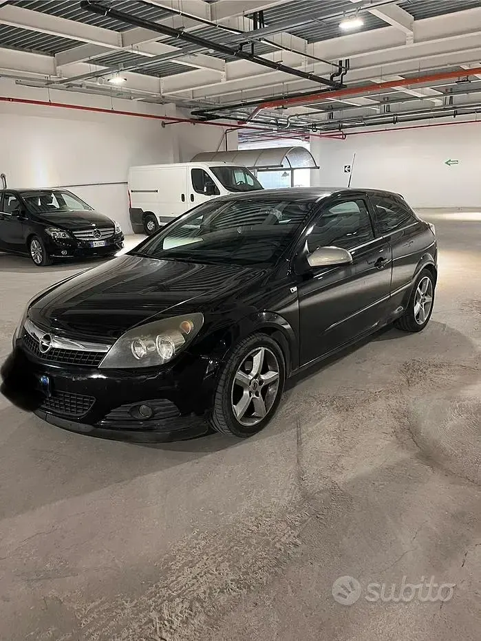 Usata Opel Astra GTC 101 CV (74 kW) 2007 Coupé
