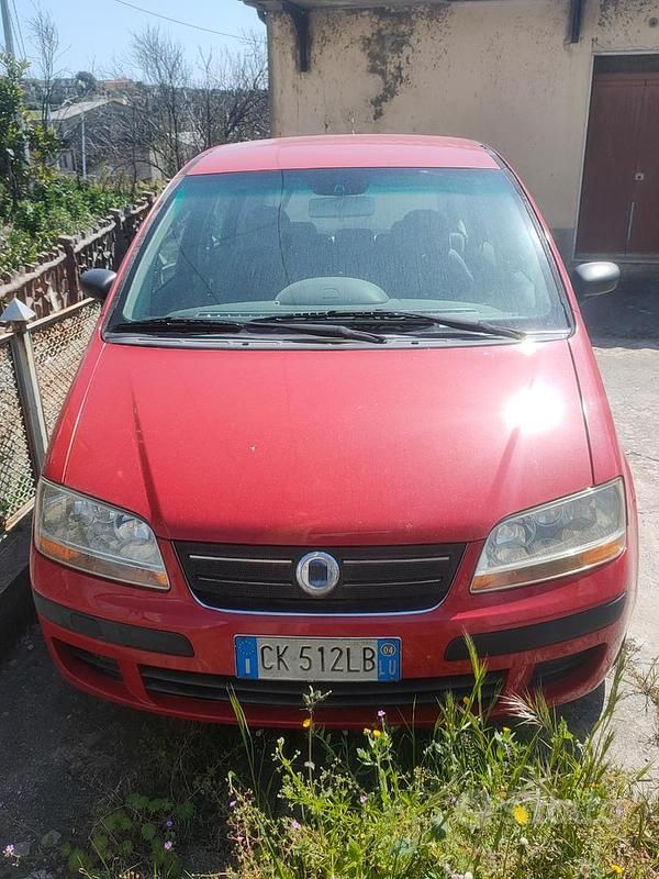 Usata 2004 Fiat Idea Monovolume | 2500 € (Buon prezzo) - Immagine 1/4