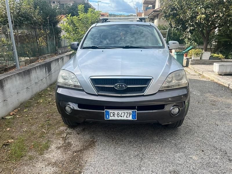 Usata Kia Sorento 140 CV (102 kW) 2004 Grigio SUV