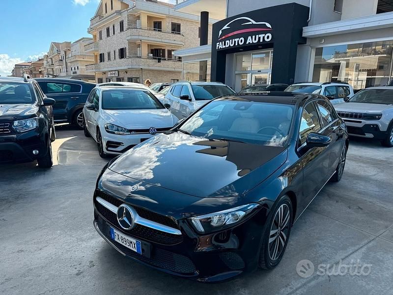 Usata Mercedes A180 136 CV (100 kW) 2019 Nero Berlina
