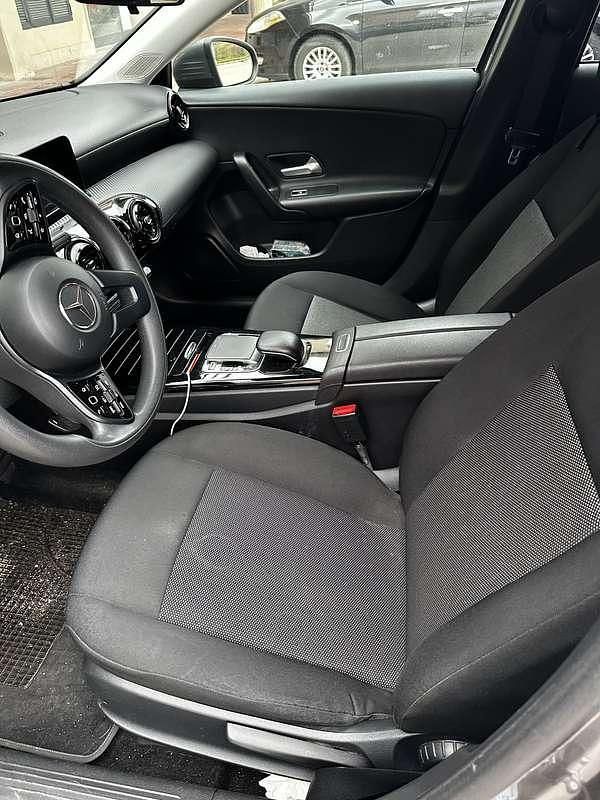 Usata Mercedes A180 Business 116 CV (85 kW) 2019 Berlina