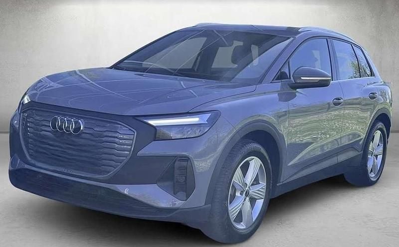 Usata Audi Q4 e-tron Ambiente 125 kW (170 CV) 2023 Grigio SUV