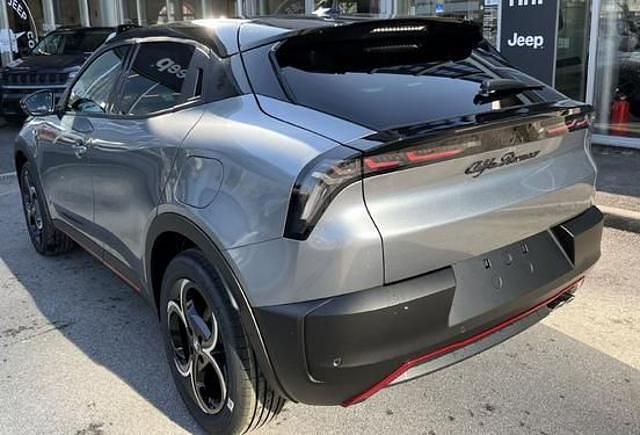Nuova Alfa Romeo GT Junior Edizione Speciale 145 CV (106 kW) 2025 Grigio SUV