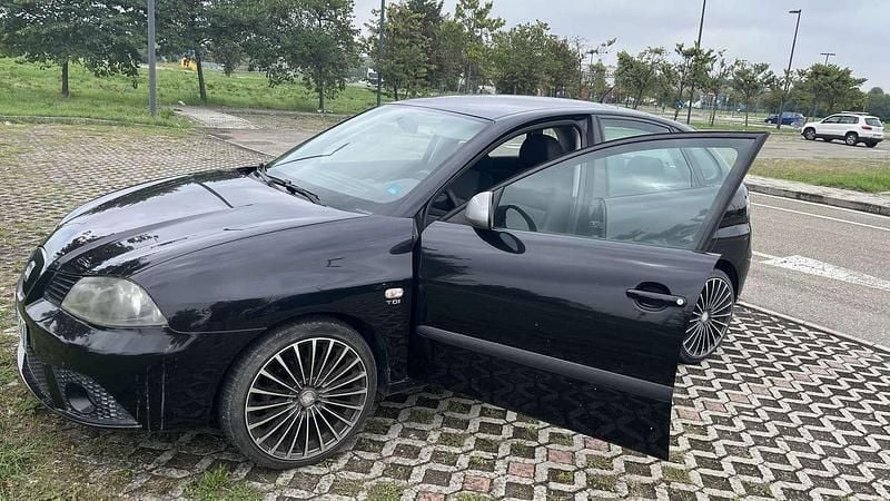 Usata Seat Ibiza Sport 80 CV (58 kW) 2007 Berlina