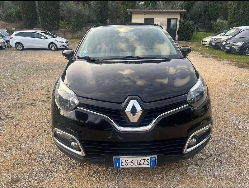 Usata Renault Captur Zen 90 CV (66 kW) 2013 SUV