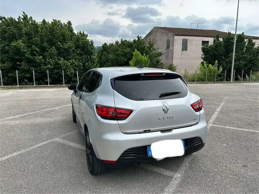 Usata Renault Clio IV 75 CV (55 kW) 2016 Berlina