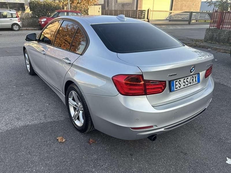 Usata BMW 320 Gran Turismo 184 CV (135 kW) 2013 Berlina