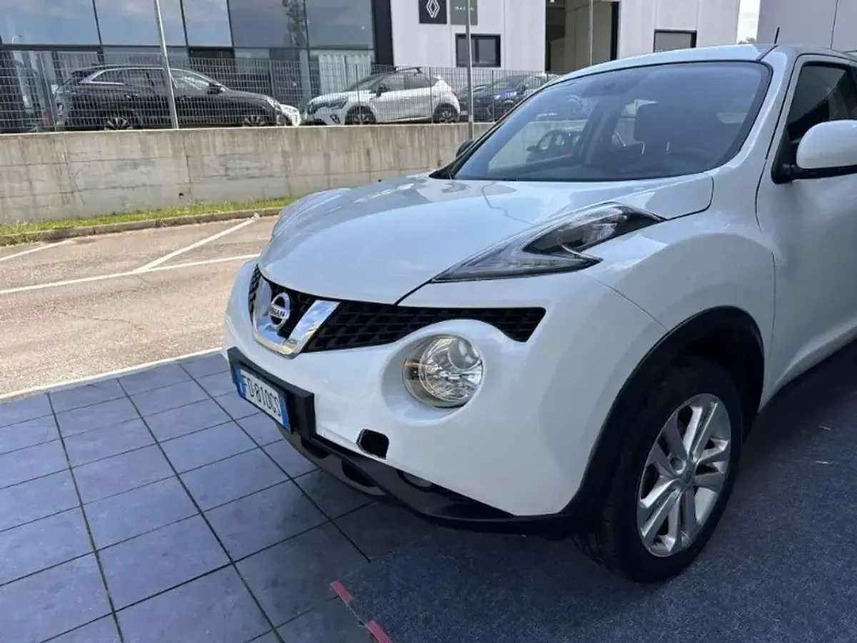 Usata Nissan Juke Acenta 110 CV (80 kW) 2012 Bianco SUV