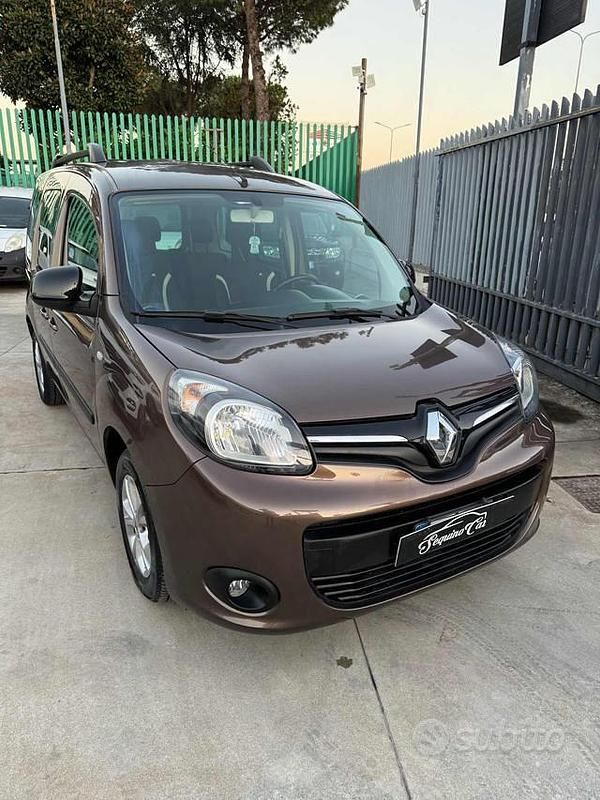 Usata Renault Kangoo LIMITED 90 CV (66 kW) 2016 Grigio scuro Monovolume