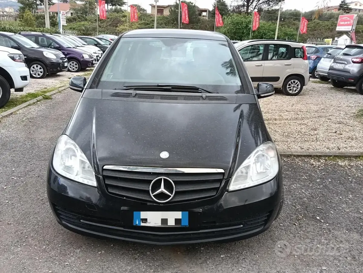 Usata Mercedes A180 Elegance 109 CV (80 kW) 2008 Nero Berlina