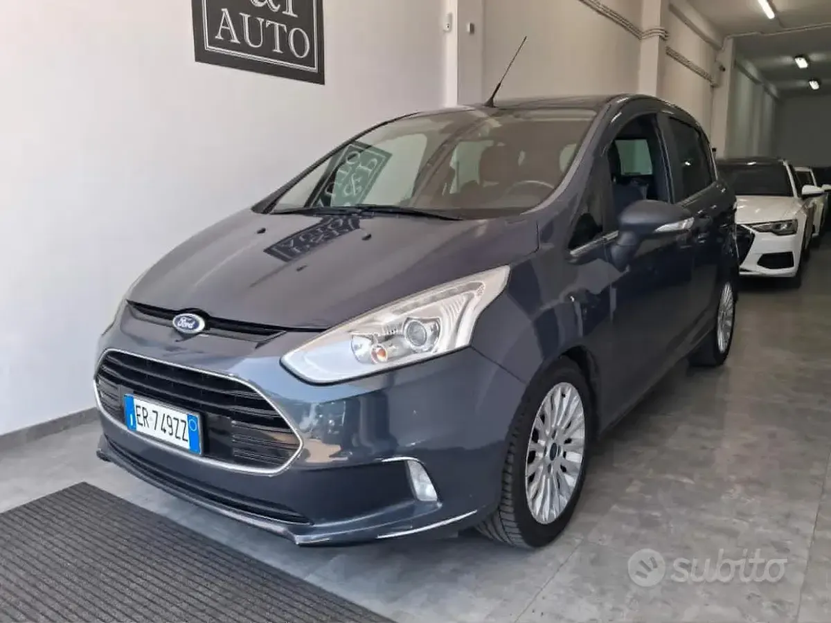 Usata Ford B-MAX Titanium 90 CV (66 kW) 2013 Blu Monovolume