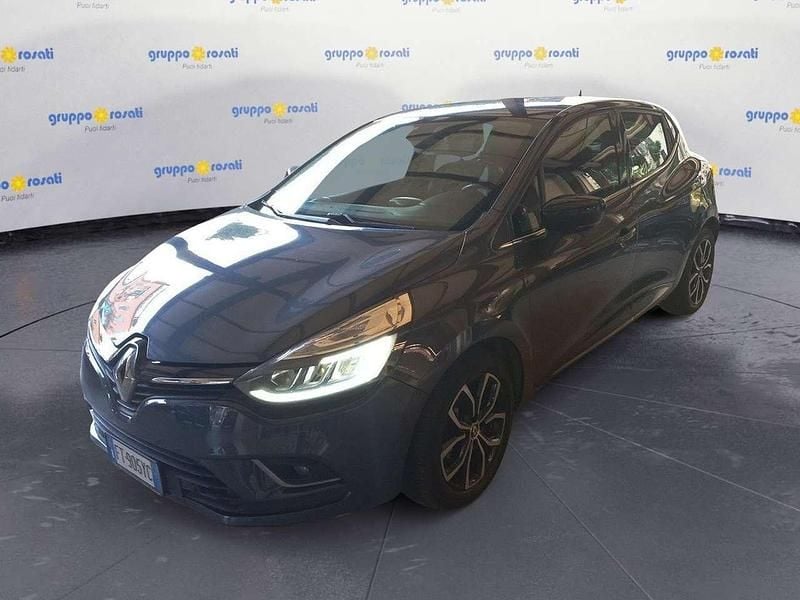 Grigio Usata 2019 Renault Clio IV Business Tre volumi | 9800 € (Buon prezzo) - Immagine 1/4