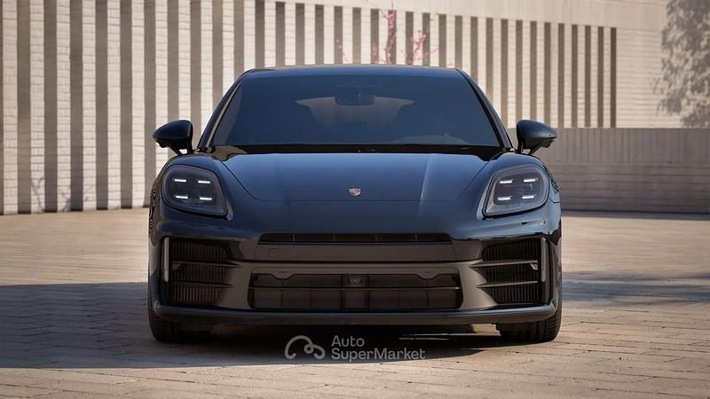 Usata Porsche Panamera 354 CV (260 kW) 2025 Nero Utilitaria
