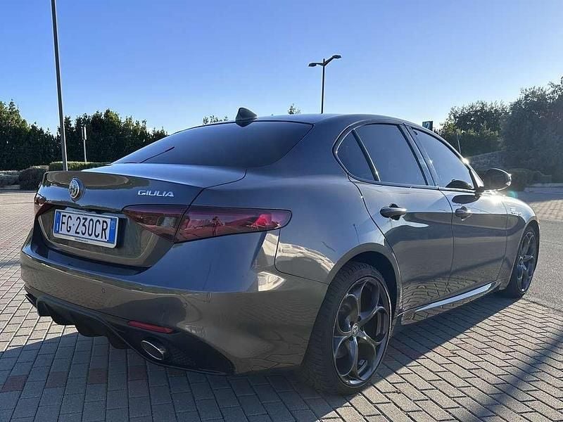 Usata Alfa Romeo Giulia Veloce 211 CV (155 kW) 2016 Berlina