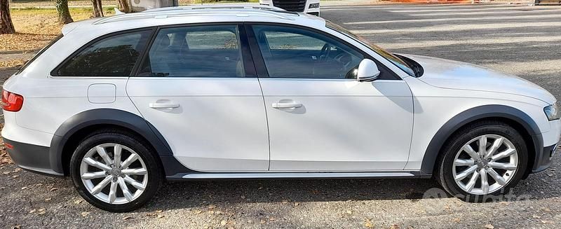 Käytetty Audi A4 Allroad Ambiente 240 HP (176 kW) 2010 Valkoinen Farmari