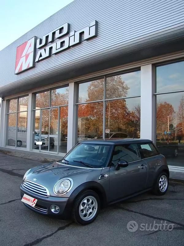 Usata Mini ONE 75 CV (55 kW) 2009 Grigio Utilitaria