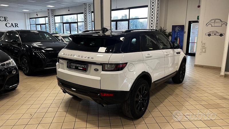 Usata Land Rover Range Rover evoque SE 151 CV (111 kW) 2017 Bianco SUV
