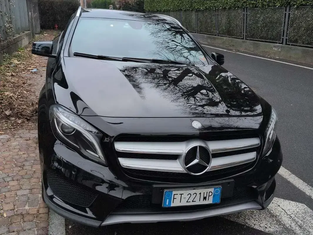 Usata Mercedes GLA200 136 CV (100 kW) 2015 SUV