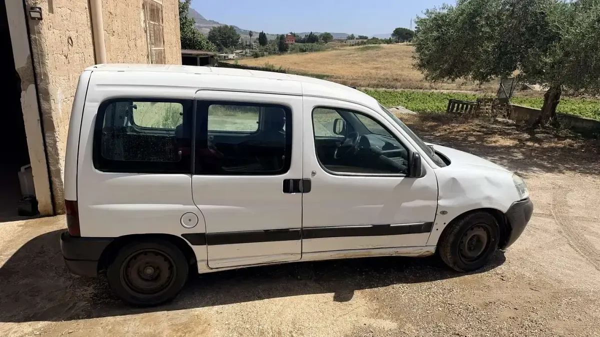 Usata Peugeot Partner Quiksilver 69 CV (50 kW) 2004 Monovolume