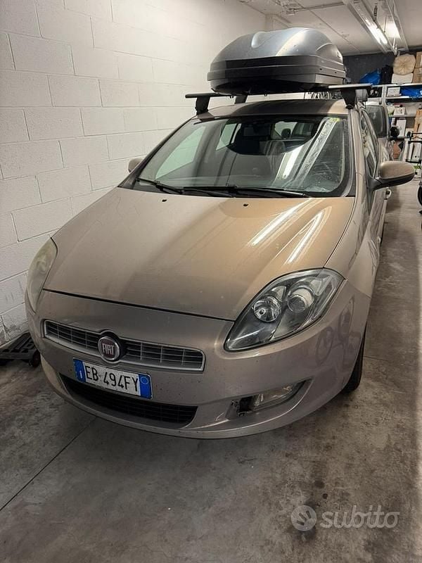Usata Fiat Bravo Dynamic 120 CV (88 kW) 2010 Grigio Utilitaria