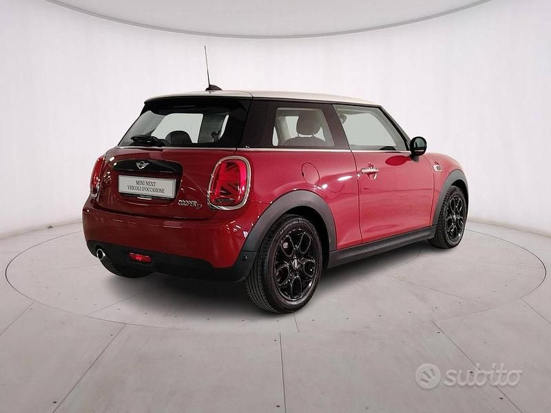 Occasion Mini Cooper D 116 ch (85 kW) 2018 Rouge Citadine