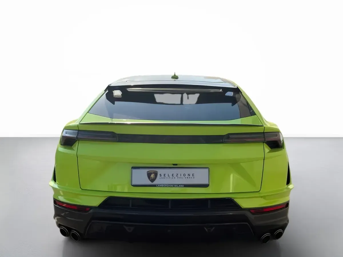 Usata Lamborghini Urus 2023 Verde scandal SUV