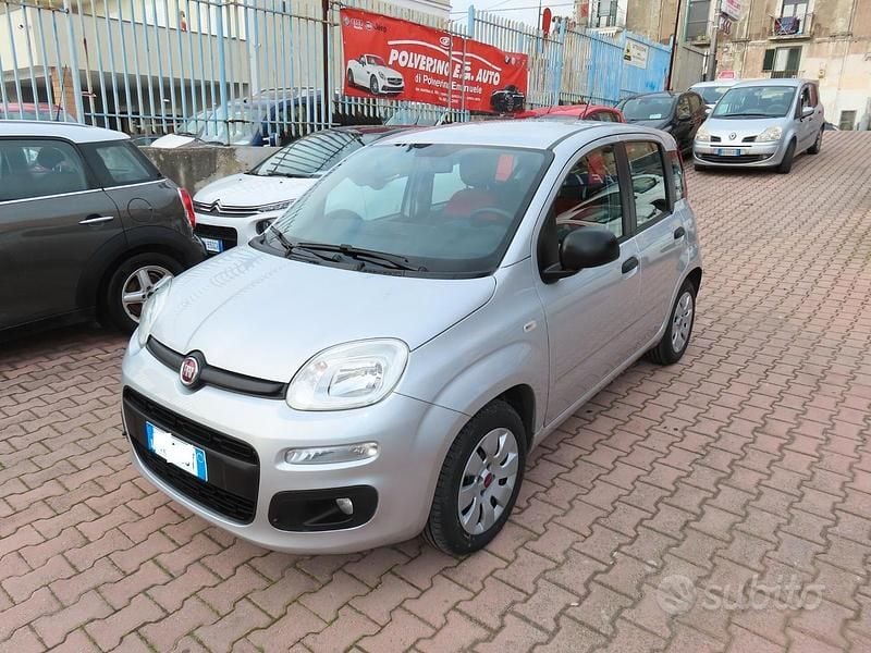 Usata Fiat Panda 69 CV (50 kW) 2017 Grigio Utilitaria