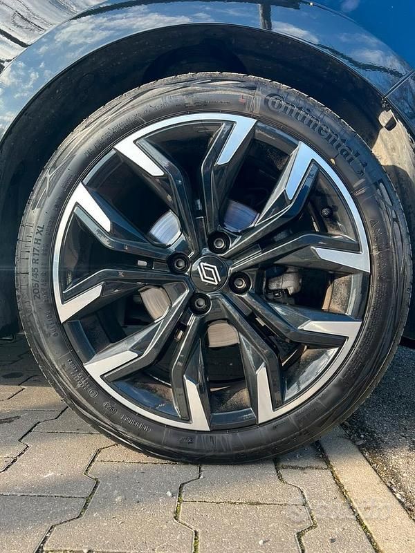 Usata Renault Clio V Techno 101 CV (74 kW) 2023 Nero Berlina