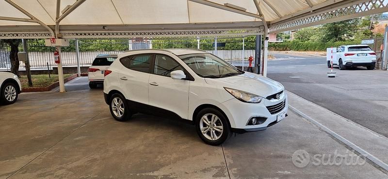 Usata Hyundai ix35 Comfort 115 CV (84 kW) 2011 Bianco SUV