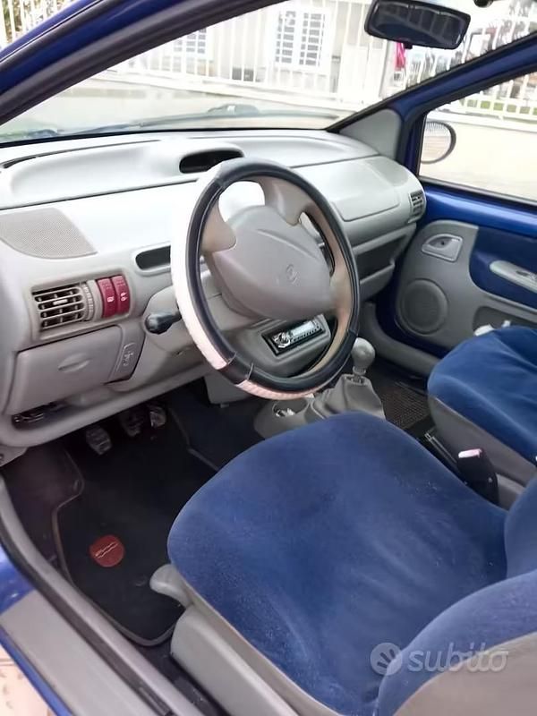 Usata Renault Twingo 2001 Blu Utilitaria