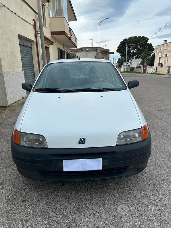 Usata Fiat Punto 1997 Bianco Berlina