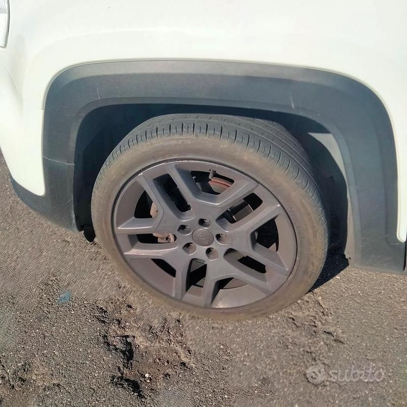 Usata Jeep Renegade 150 CV (110 kW) 2019 Bianco SUV